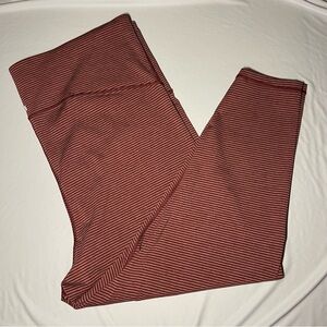 Gapfit Maternity Striped Leggings in pink